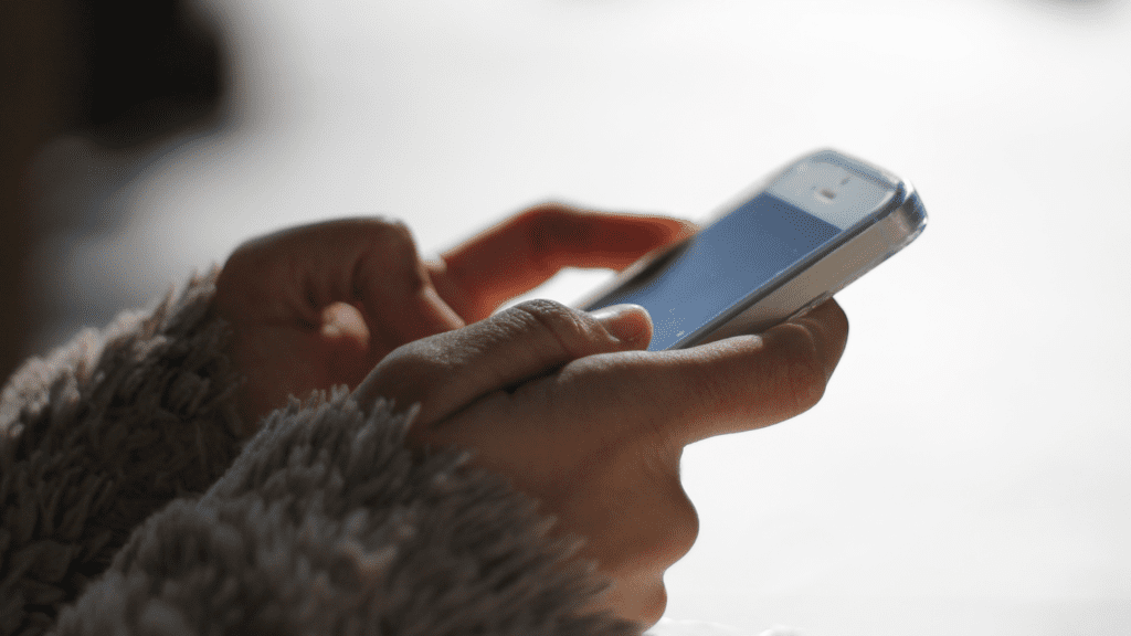 Leia mais sobre o artigo WhatsApp permite usar uma conta em 4 celulares