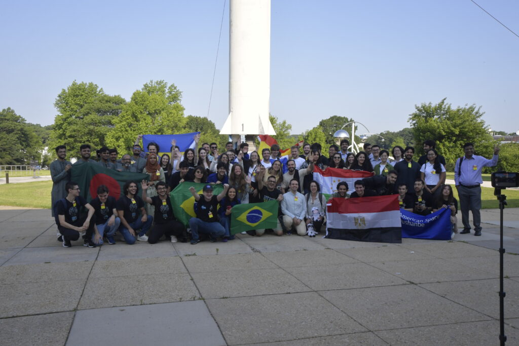 Leia mais sobre o artigo Equipes brasileiras recebem prêmio em cerimônia da NASA nos EUA
